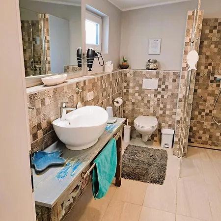 Haus Am Strandgefluester 达默