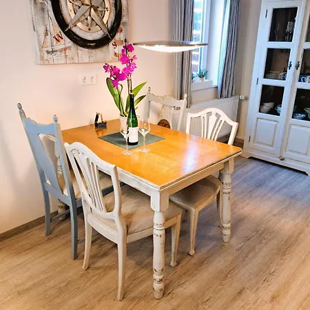 Haus Am Strandgefluester 达默